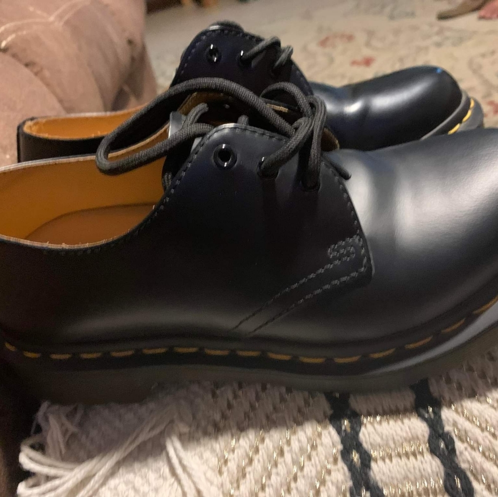 Dr. Martens size 6 women black